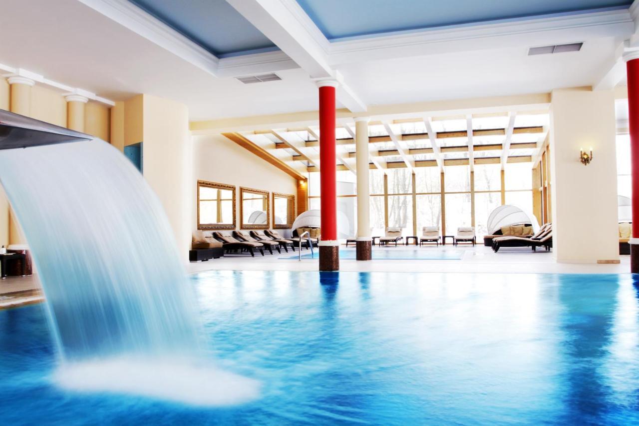 Palac Zelechow Spa & Wellness Екстер'єр фото