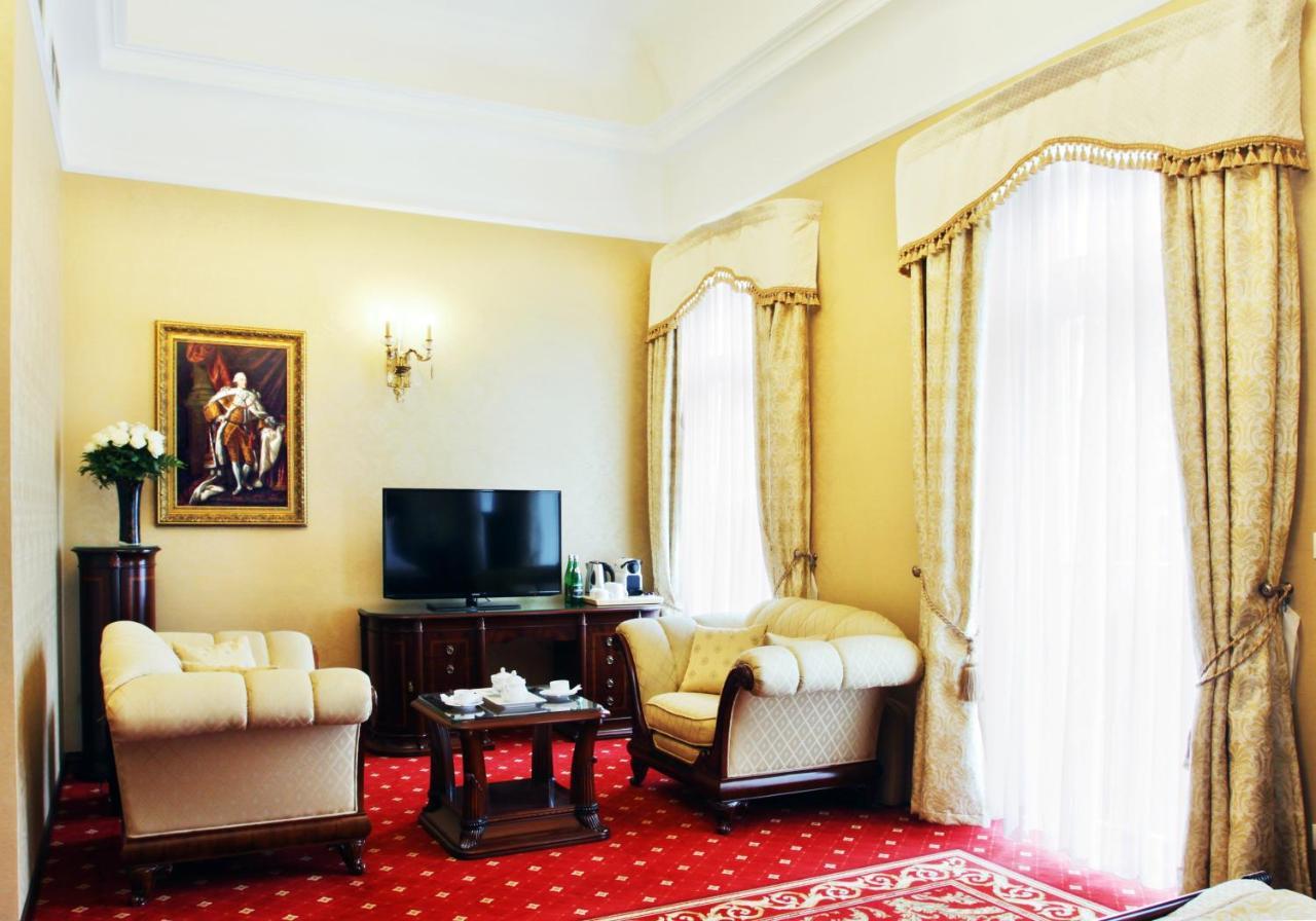 Palac Zelechow Spa & Wellness Екстер'єр фото
