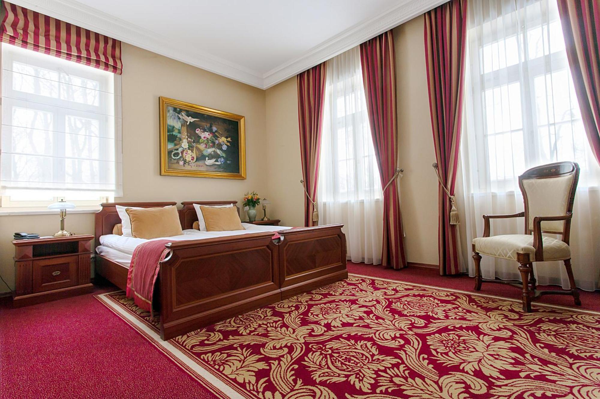 Palac Zelechow Spa & Wellness Екстер'єр фото