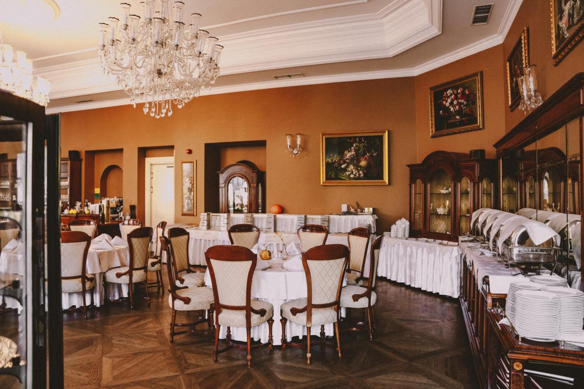 Palac Zelechow Spa & Wellness Екстер'єр фото