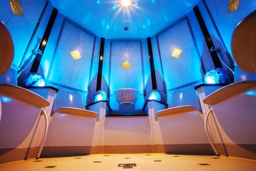 Palac Zelechow Spa & Wellness Екстер'єр фото